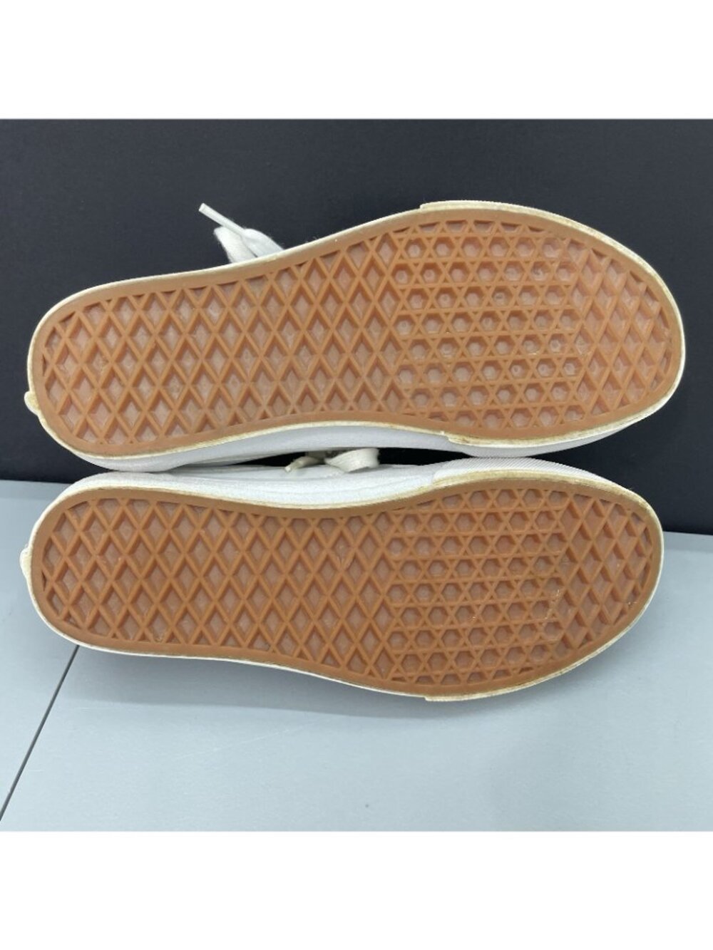 Vans Old Skool Sneakers Shoes Athletic Leather White Womens 7 - Picture 12 of 13